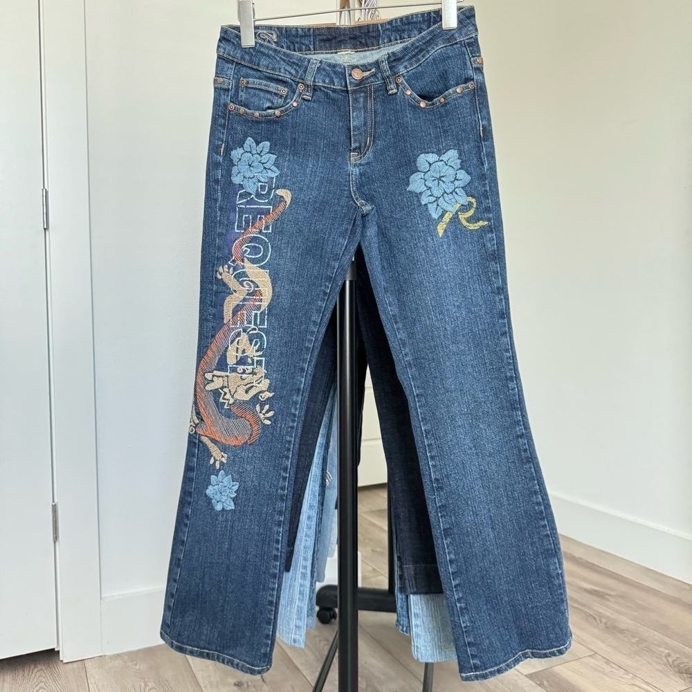 women’s vintage straight leg jeans| dark denim pants | medium rise, jeans